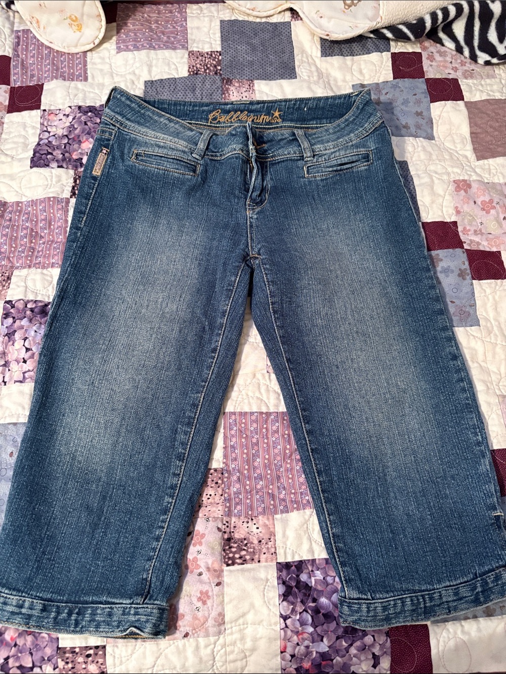 Bubblegum Blue Cropped Capri Jeans